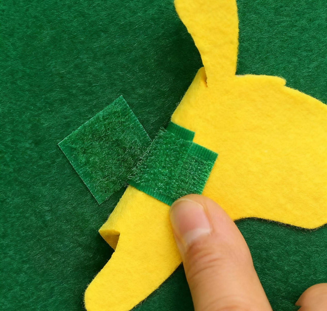 Christmas Tree for Children - 40 Decorations!